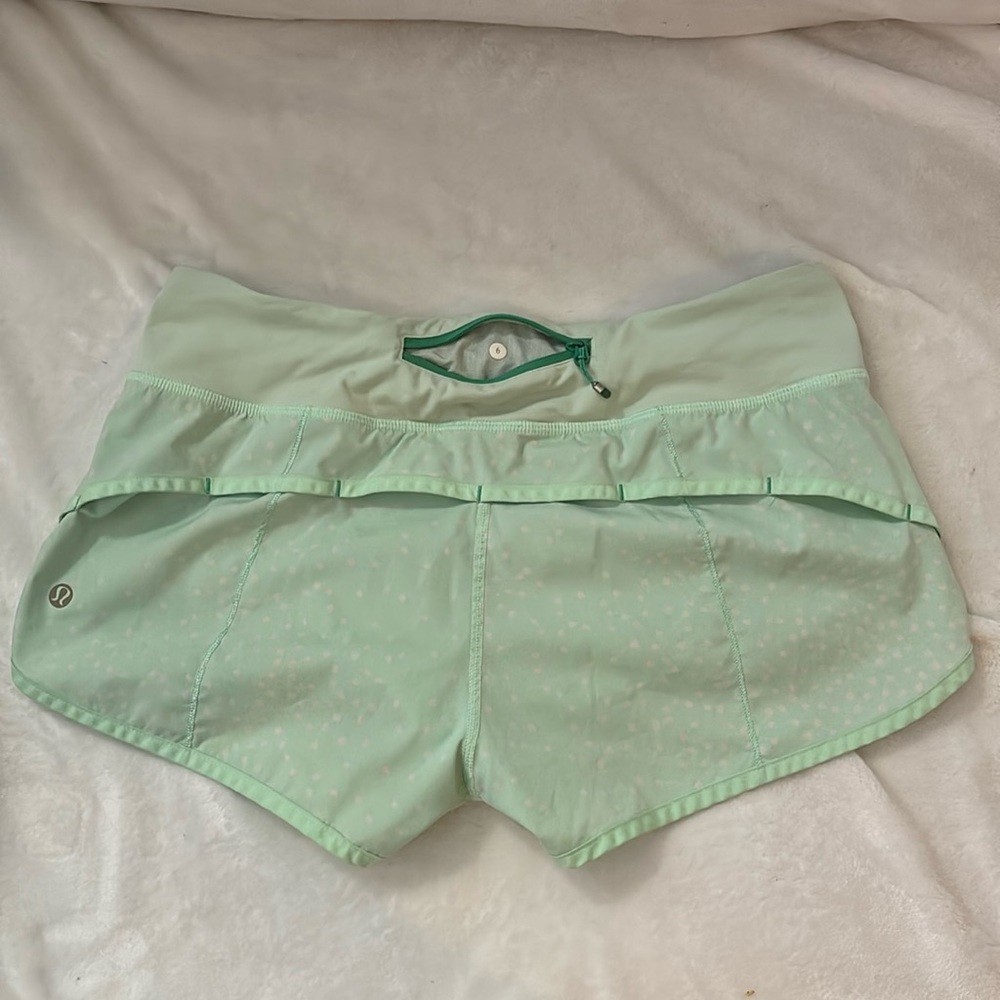 Lululemon, size 6